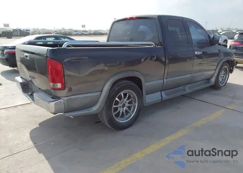 2002 Dodge Ram 1500 St z USA, uszkodzony, nr VIN 3D7HA18N12G123381